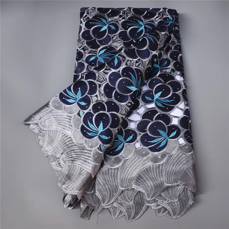 5 Yard Swiss Voile Lace Fabric 2023 Latest Heavy Beaded Embroidery African 100% Cotton Popular Dubai Style For The Party PS03125
5 Yard Swiss Voile Lace Fabric 2023 Latest Heavy Beaded Embroidery African 100% Cotton Popular Dubai Style For The Party PS03125