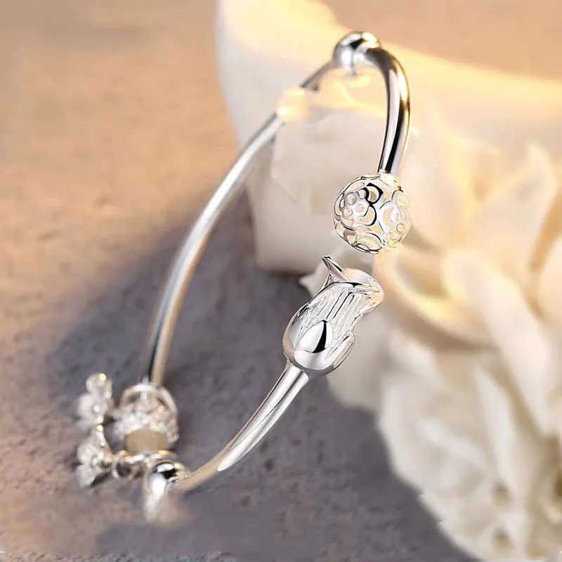 Korean Fashion Creative Rose Jewelry 999Sterling Silver Ladies Bracelet Transfer Exquisite Bead Bracelet Jewelry Engagement Gift
Korean Fashion Creative Rose Jewelry 999Sterling Silver Ladies Bracelet Transfer Exquisite Bead Bracelet Jewelry Engagement Gift