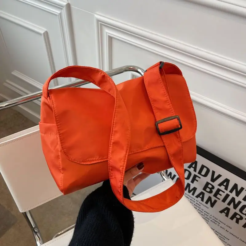 High-capacity Package Female 2023 New One Shoulder Inclined Shoulder Bag Joker Pure Color Canvas Bales College Students In Class
High-capacity Package Female 2023 New One Shoulder Inclined Shoulder Bag Joker Pure Color Canvas Bales College Students In Class