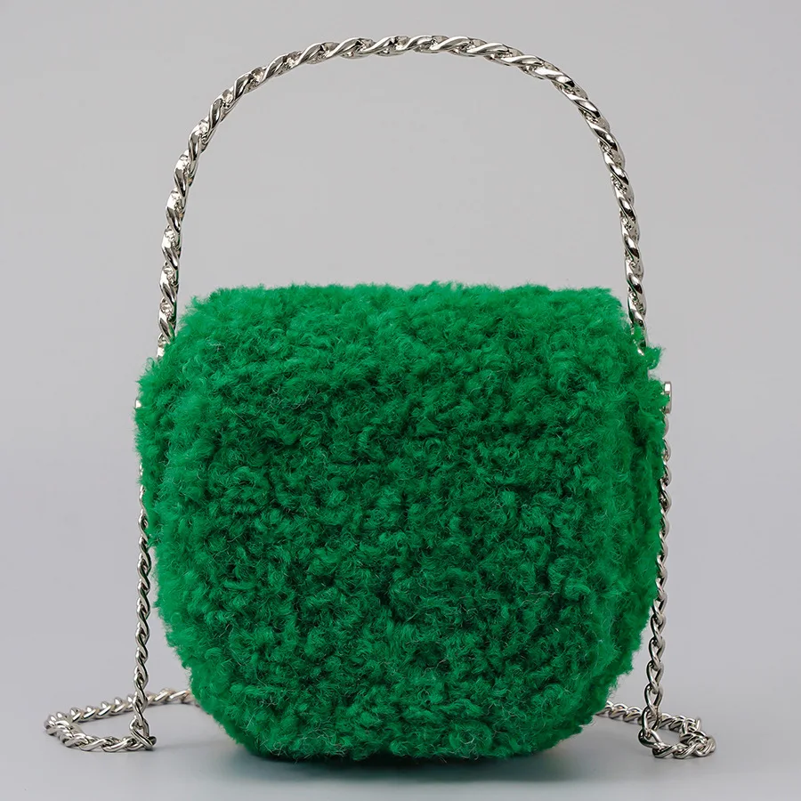 Fashion Plush Women Handbags Chain Furry Ladies Shoulder Bags Faux Fur Designer Female Crossbody Bag Bucket Girls Purses 2022
Fashion Plush Women Handbags Chain Furry Ladies Shoulder Bags Faux Fur Designer Female Crossbody Bag Bucket Girls Purses 2022