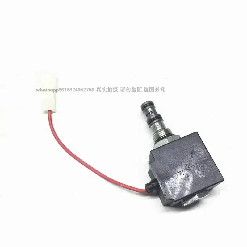 CAR127831 hydraulic solenoid valve fits tractor 5610S 6610S 6810S 7610S TS6 
CAR127831 hydraulic solenoid valve fits tractor 5610S 6610S 6810S 7610S TS6