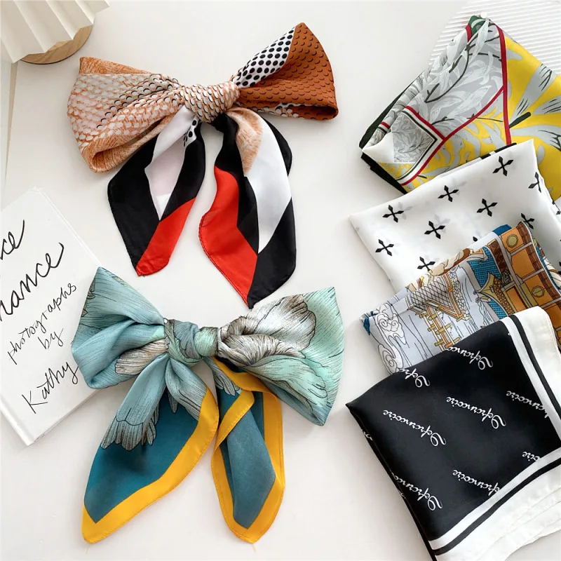 Silk scarf women all-purpose spring autumn small scarf women Fashion Scarf neck warmer summer neckwear silk scarf hair band 
Silk scarf women all-purpose spring autumn small scarf women Fashion Scarf neck warmer summer neckwear silk scarf hair band