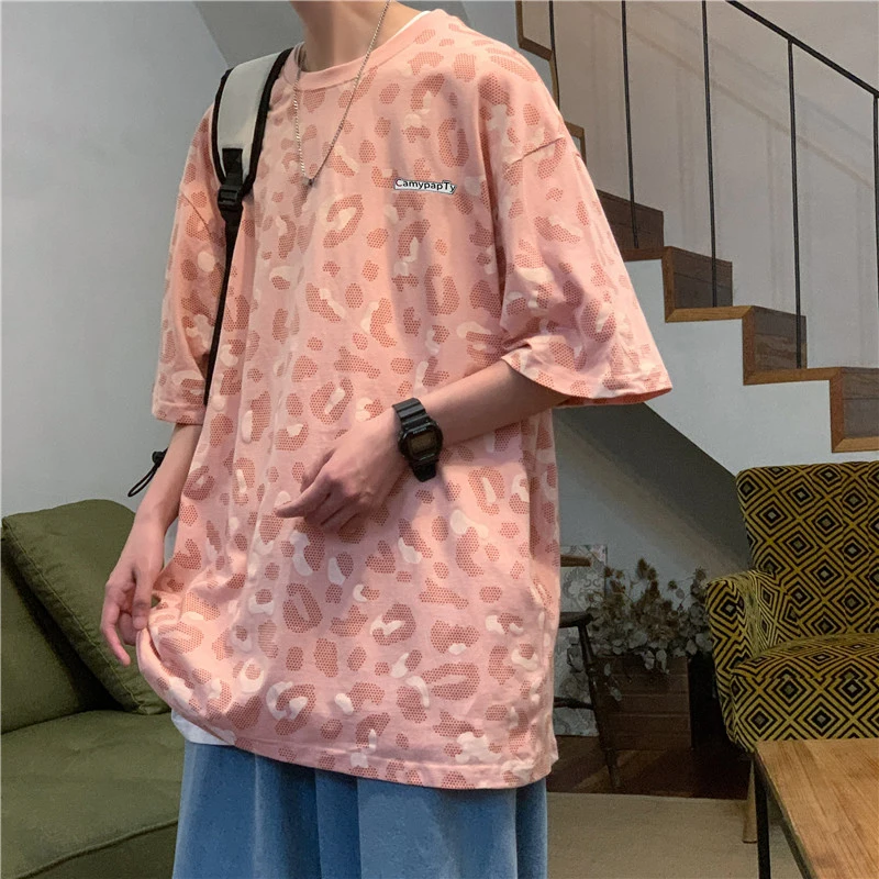 Harajuku Short Sleeve Men T Shirt 2022 Summer Leopard Print Street Fashion Causal Oversized Couple Clothes Hip Hop Punk Tops Tee
Harajuku Short Sleeve Men T Shirt 2022 Summer Leopard Print Street Fashion Causal Oversized Couple Clothes Hip Hop Punk Tops Tee