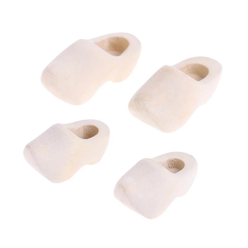 1Pair 1/12 Kawaii Dollhouse Miniature Wooden Shoes Simulation Model Dolls Accessories Kids Pretend Play Toys 
1Pair 1/12 Kawaii Dollhouse Miniature Wooden Shoes Simulation Model Dolls Accessories Kids Pretend Play Toys