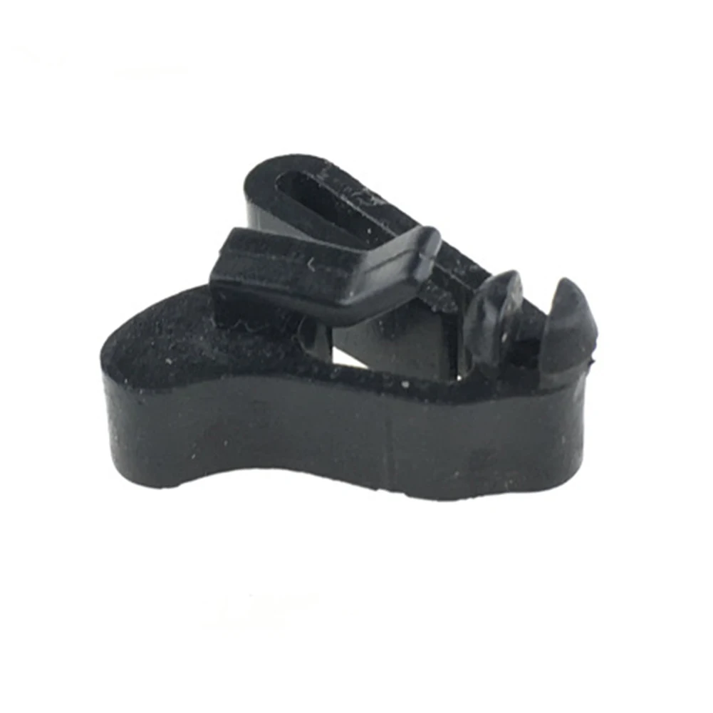 Car Retaining Clip Fuel Clap Latch For Discovery 2 BPX700010 (1998-2004) Black ABS Durable And High-strength
Car Retaining Clip Fuel Clap Latch For Discovery 2 BPX700010 (1998-2004) Black ABS Durable And High-strength