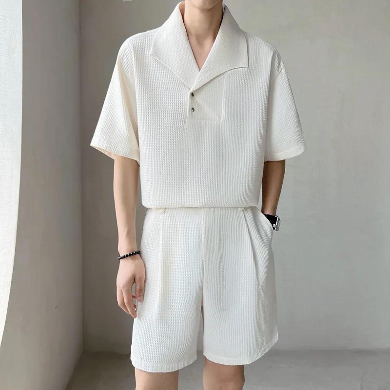 Light Mature Style Men's Suit Waffle Short Sleeved Shorts with A Pair of Cuban Collar Polo Shirts Summer Fashion Trend for Men
Light Mature Style Men's Suit Waffle Short Sleeved Shorts with A Pair of Cuban Collar Polo Shirts Summer Fashion Trend for Men