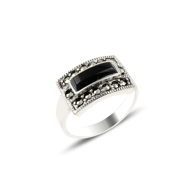 Silver 925 Sterling Onyx & Marcasite Ring 
Silver 925 Sterling Onyx & Marcasite Ring