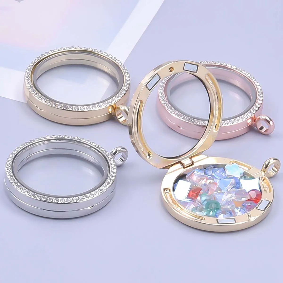 2Pcs Openable OD 20/25/30/35mm Locket Stainless Steel Diamond-set Round Rose Gold/Golden/Black/Color Glass Photo Box Pendant DIY
2Pcs Openable OD 20/25/30/35mm Locket Stainless Steel Diamond-set Round Rose Gold/Golden/Black/Color Glass Photo Box Pendant DIY