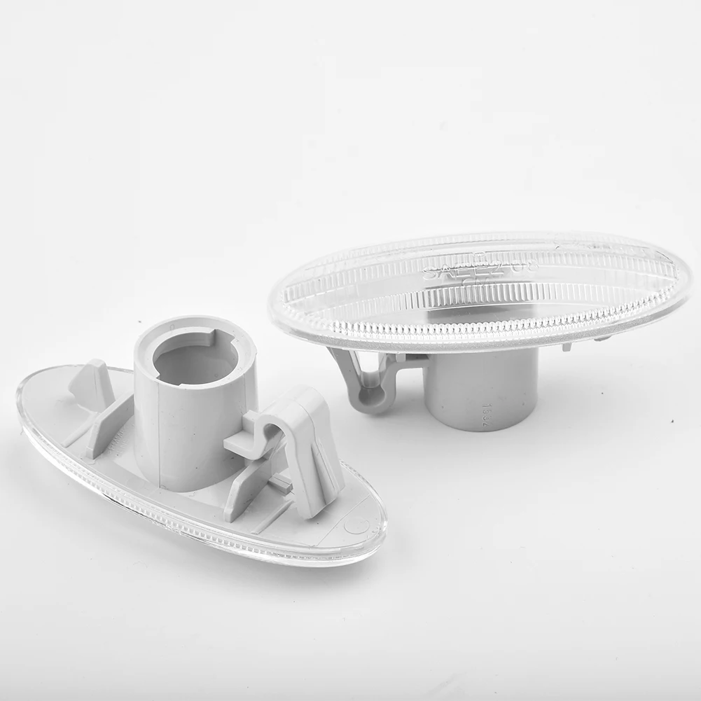2PCS Turn Signal Light Shell For Nissan Leaf Plate Lamp Cover 26160-89900 26160-89900
2PCS Turn Signal Light Shell For Nissan Leaf Plate Lamp Cover 26160-89900 26160-89900