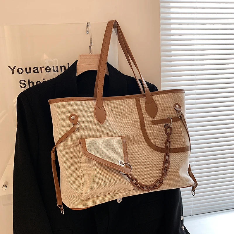 Luxury design women's bag 2023 new PU leather simple shoulder crossbody bag leisure travel bag large capacity handbag purse tote
Luxury design women's bag 2023 new PU leather simple shoulder crossbody bag leisure travel bag large capacity handbag purse tote