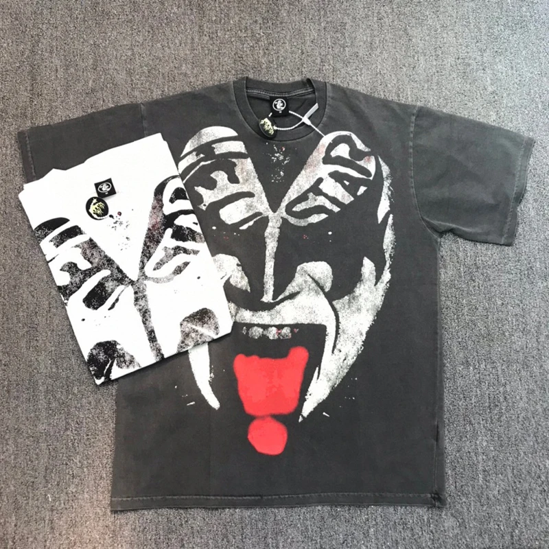 

Vintage Hellstar Studios Tshirts Kiss Me Devil Short Sleeve Tees Original Label Hellstar T Shirt for Men Women