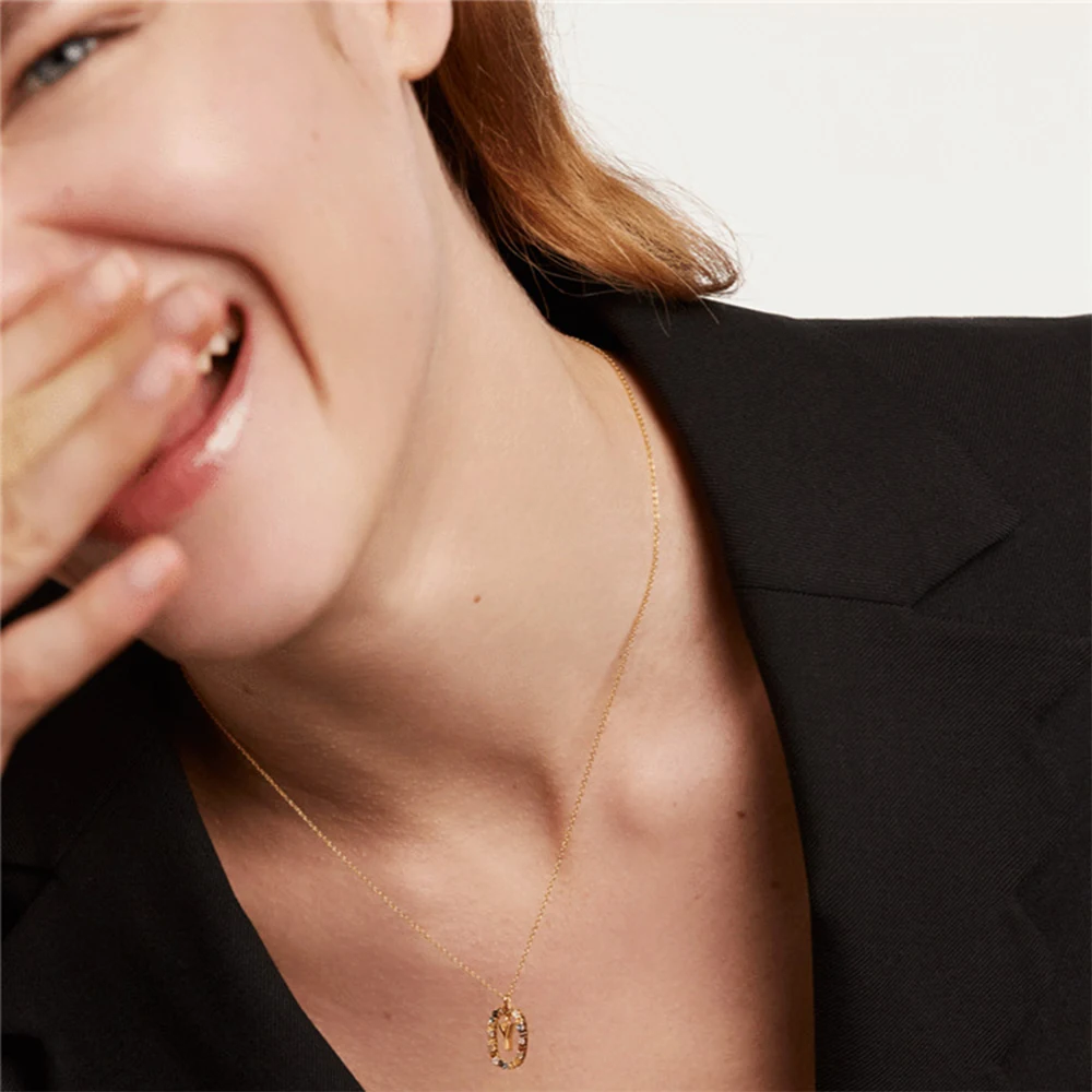 Spanish Colored Diamond Letter Necklace For Women Inlaid Zirconia Lock Bone Chain Jewelry
Spanish Colored Diamond Letter Necklace For Women Inlaid Zirconia Lock Bone Chain Jewelry