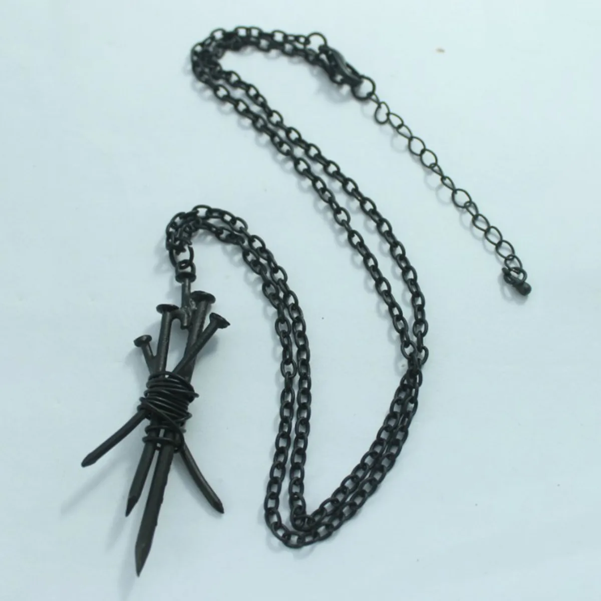 Готическое ожерелье из кирсита
Готическое ожерелье из кирсита