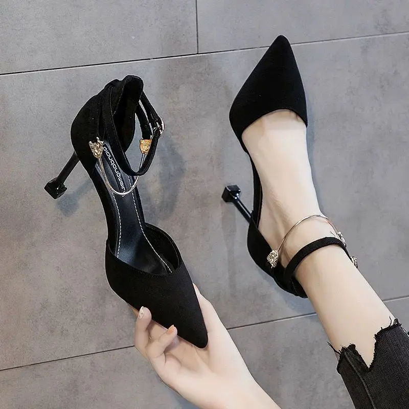 LEDP 2022 new women's shoes black all-match high-heeled shoes women's stiletto sexy one-word buckle pointed toe women's shoes 
LEDP 2022 new women's shoes black all-match high-heeled shoes women's stiletto sexy one-word buckle pointed toe women's shoes