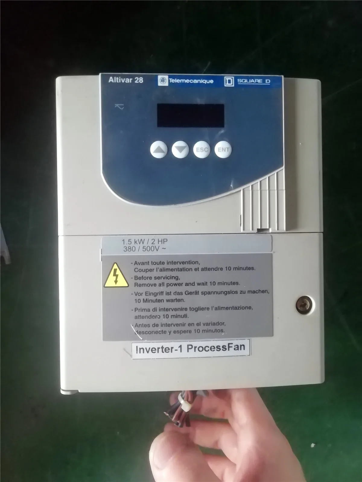 ATV28HU29N4 1.5KW 380V inverter ; used one, 85 % appearance new ; 3 months warranty , freely shipping 
ATV28HU29N4 1.5KW 380V inverter ; used one, 85 % appearance new ; 3 months warranty , freely shipping
