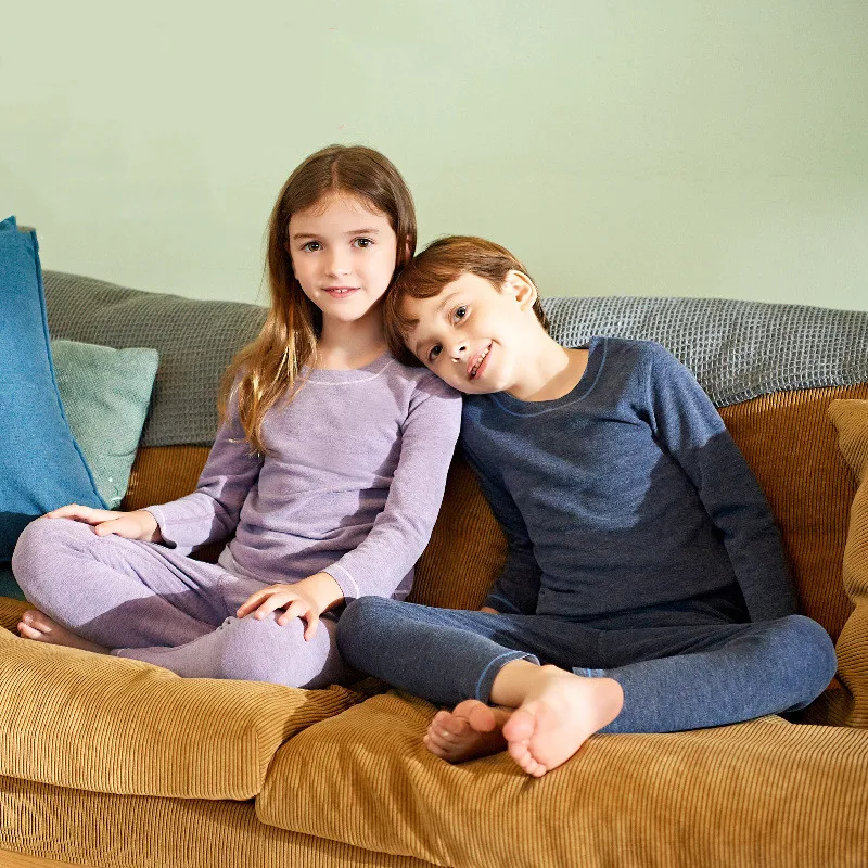 

Новинка 2023, осенне-зимние детские пижамы, зимний шерстяной двусторонний комплект для семьи с начесом, одежда для братья и сестры, согревающа...