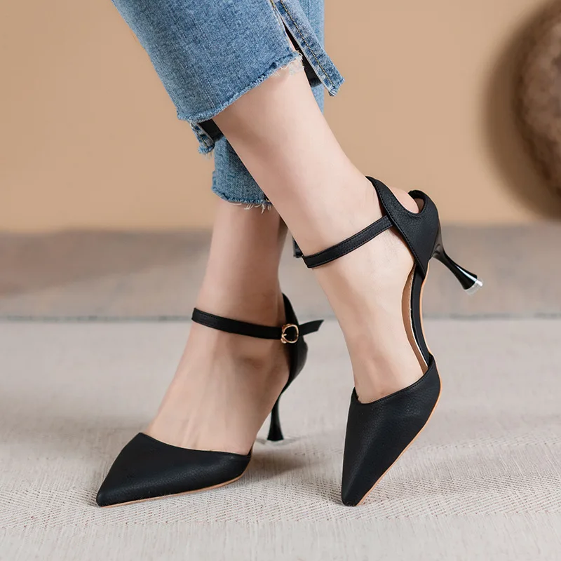 Low Sandals Woman Leather Low-heeled Rubber Slides Rome Fabric Hoof Heels Low Sandals Woman Leather Low-heeled Rubber Slides Fab
Low Sandals Woman Leather Low-heeled Rubber Slides Rome Fabric Hoof Heels Low Sandals Woman Leather Low-heeled Rubber Slides Fab