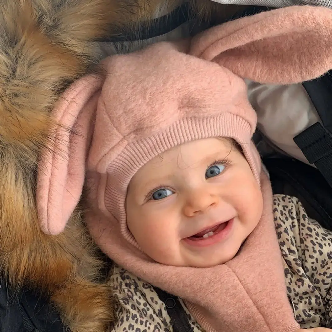 Winter Baby Hat Autumn Bunny Ears Cashmere Windproof Warm Scarf Earflaps Cute Soft Cap Gift for Newborn Balaclava Goras Bebe
Winter Baby Hat Autumn Bunny Ears Cashmere Windproof Warm Scarf Earflaps Cute Soft Cap Gift for Newborn Balaclava Goras Bebe