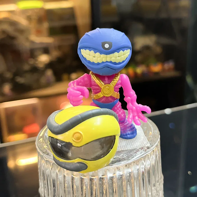 LPS DOGS 1Pc Treasure X Aliens Action Skull With Helmet Translucent Assembly Figures Toys Model For Boy&Gril Gift Y2023060704
LPS DOGS 1Pc Treasure X Aliens Action Skull With Helmet Translucent Assembly Figures Toys Model For Boy&Gril Gift Y2023060704