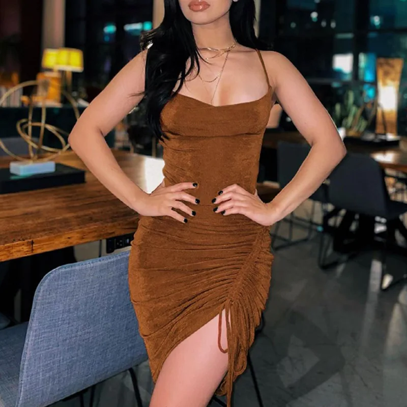 Europe and the United States hot women's clothing 2022 new spring fashion temperament pull rope slim show halter dress
Europe and the United States hot women's clothing 2022 new spring fashion temperament pull rope slim show halter dress