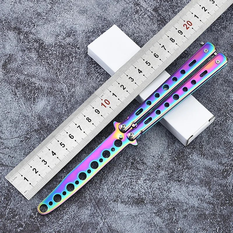 CSgo Unedged butterfly knife butterfly comb swing color titanium seven-hole training knife no edge practice folding knife swing
CSgo Unedged butterfly knife butterfly comb swing color titanium seven-hole training knife no edge practice folding knife swing