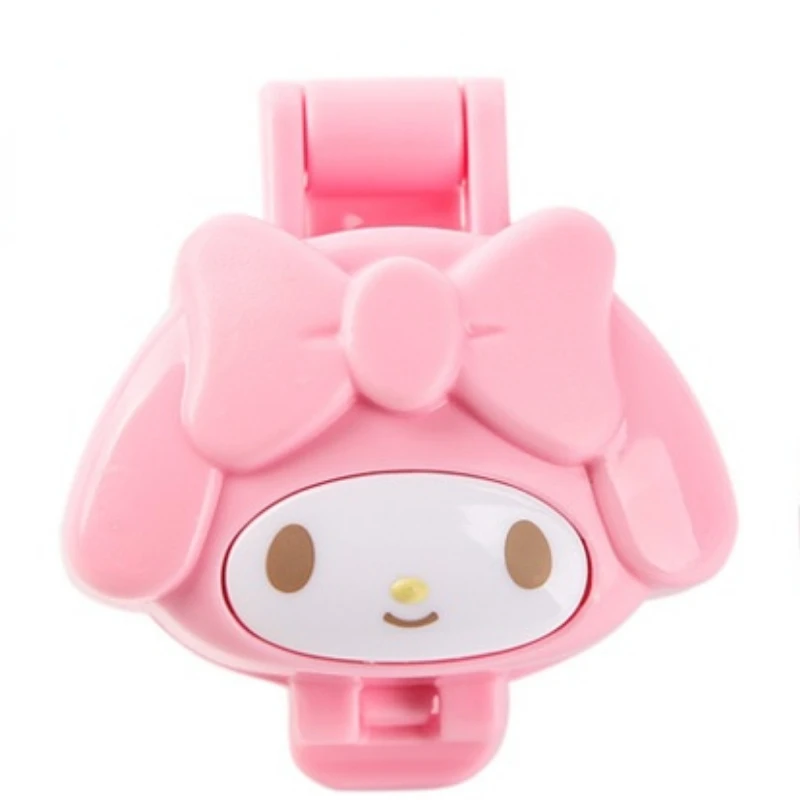 Милая мультяшная Мелодия Sanrio, бутылка для напитков, сменная бутылка для воды с крышкой, Детская мультяшная соломенная бутылка с защитой от у...
Милая мультяшная Мелодия Sanrio, бутылка для напитков, сменная бутылка для воды с крышкой, Детская мультяшная соломенная бутылка с защитой от у...
