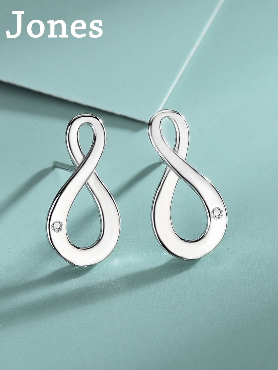 S925 Sterling Silver 8 Son Infinity Large Earrings Europe And The United States Fashion Simple Couple Earrings Wholesale
S925 Sterling Silver 8 Son Infinity Large Earrings Europe And The United States Fashion Simple Couple Earrings Wholesale