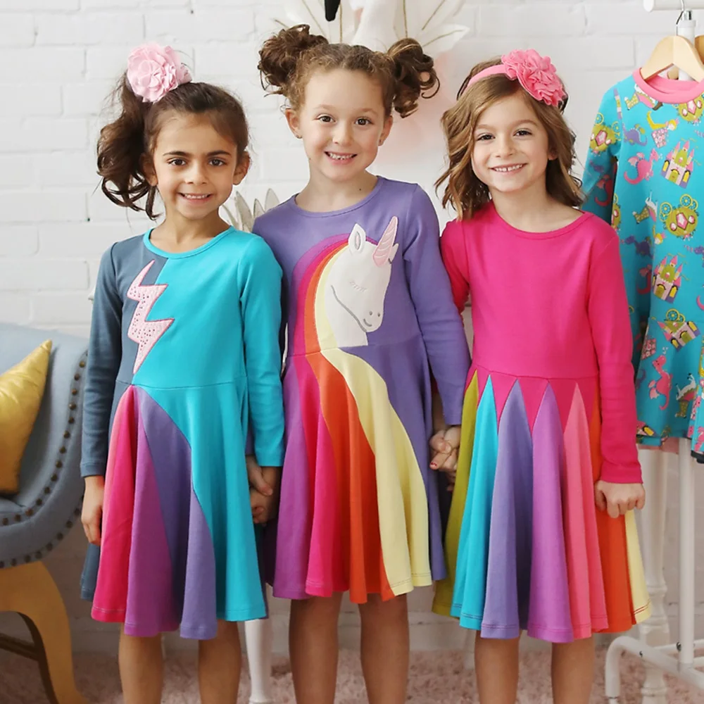 Детское платье на бретельках с разноцветными вставками для маленьких девочек |