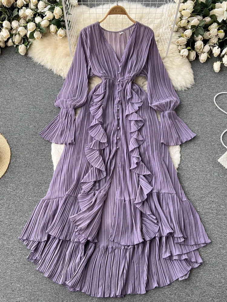 Women Spring Autumn Chiffon Pleated Long Sleeves Maxi Dress Vintage V-Neck Flare Sleeve Ruffle Vestido Female Robe
Women Spring Autumn Chiffon Pleated Long Sleeves Maxi Dress Vintage V-Neck Flare Sleeve Ruffle Vestido Female Robe