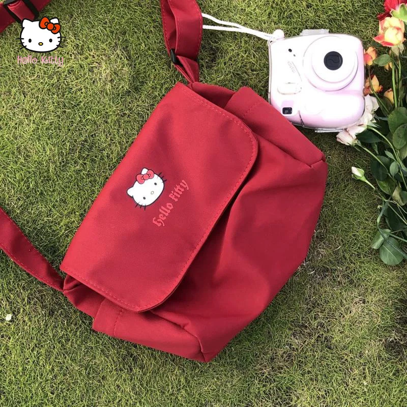 Sanrio Hello Kitty Messenger Bag Kawaii Soft Girl Jk All-Match Cute Niche Senior Cartoon College Style Shoulder Bag Girl Gift
Sanrio Hello Kitty Messenger Bag Kawaii Soft Girl Jk All-Match Cute Niche Senior Cartoon College Style Shoulder Bag Girl Gift