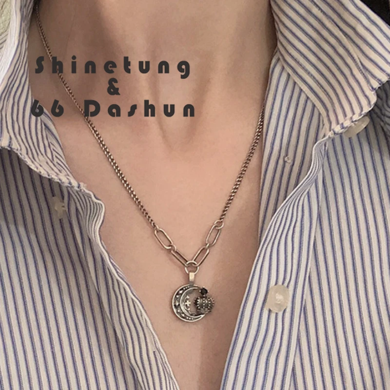 S925 Sterling Silver Crown Moon Clavicle Chain Necklace Women's Retro Distressed All-Match Girlfriends Couple Gift
S925 Sterling Silver Crown Moon Clavicle Chain Necklace Women's Retro Distressed All-Match Girlfriends Couple Gift
