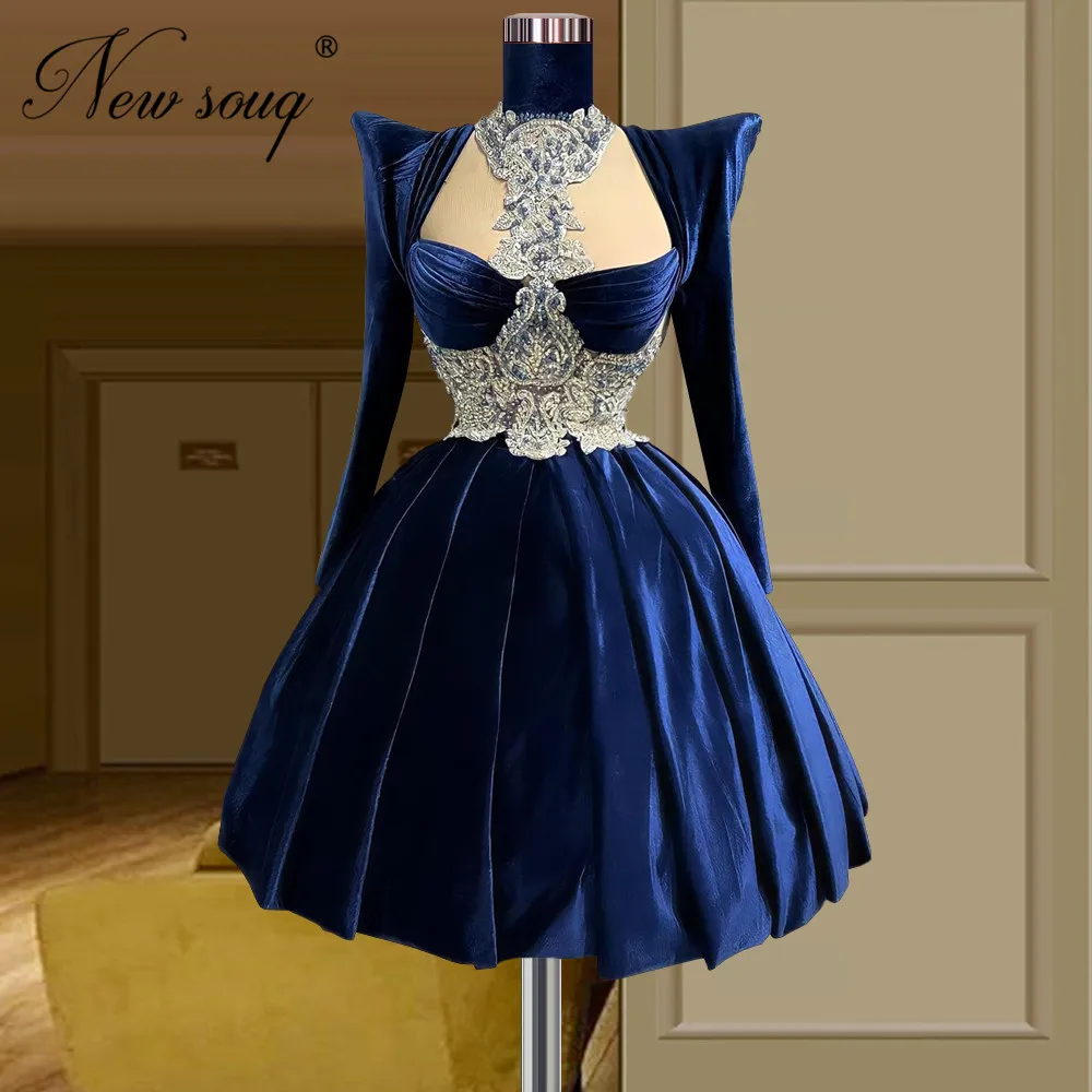 Custom Made Navy Blue Short Cocktail Dresses Luxury 2023 Long Sleeves Puffy Evening Party Dress Arabic Wedding Prom Gowns Robes
Custom Made Navy Blue Short Cocktail Dresses Luxury 2023 Long Sleeves Puffy Evening Party Dress Arabic Wedding Prom Gowns Robes