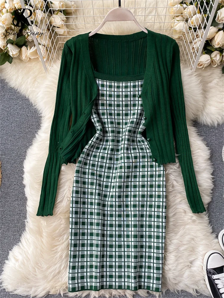 LIRUICHENG Autumn Plaid Knitted Two Pieces Suits Women Long Sleeve Knit Cardigan+Slim Short Camis Dress Sweater Dress Sets
LIRUICHENG Autumn Plaid Knitted Two Pieces Suits Women Long Sleeve Knit Cardigan+Slim Short Camis Dress Sweater Dress Sets