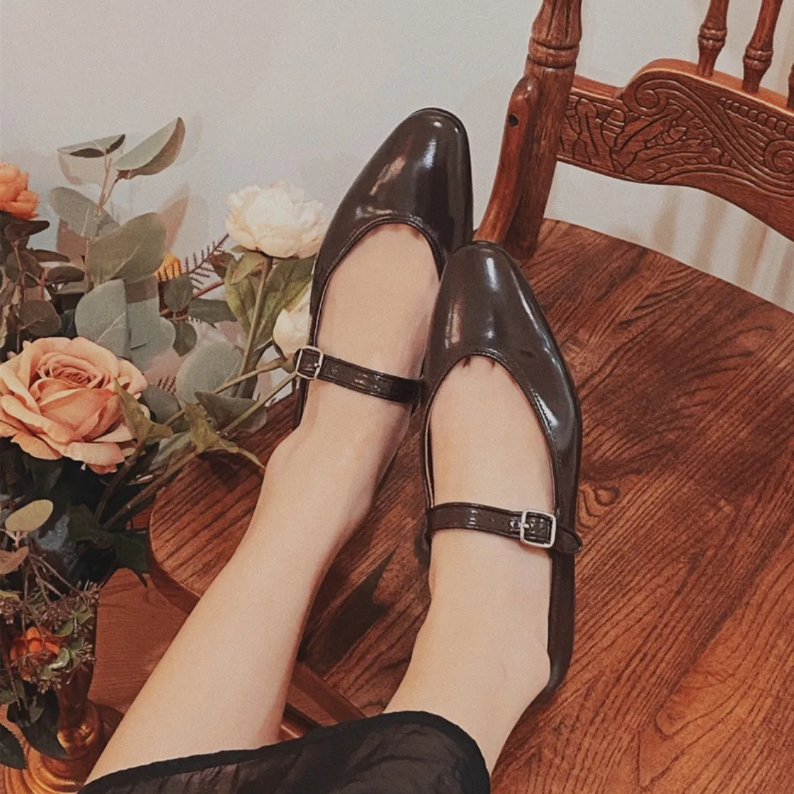 Mary Jane Concise Style Retro Flat Shoes Genuine Leather Round Toe Mules Spring Autumn Women Flats One Strap Buckle Shoes
Mary Jane Concise Style Retro Flat Shoes Genuine Leather Round Toe Mules Spring Autumn Women Flats One Strap Buckle Shoes