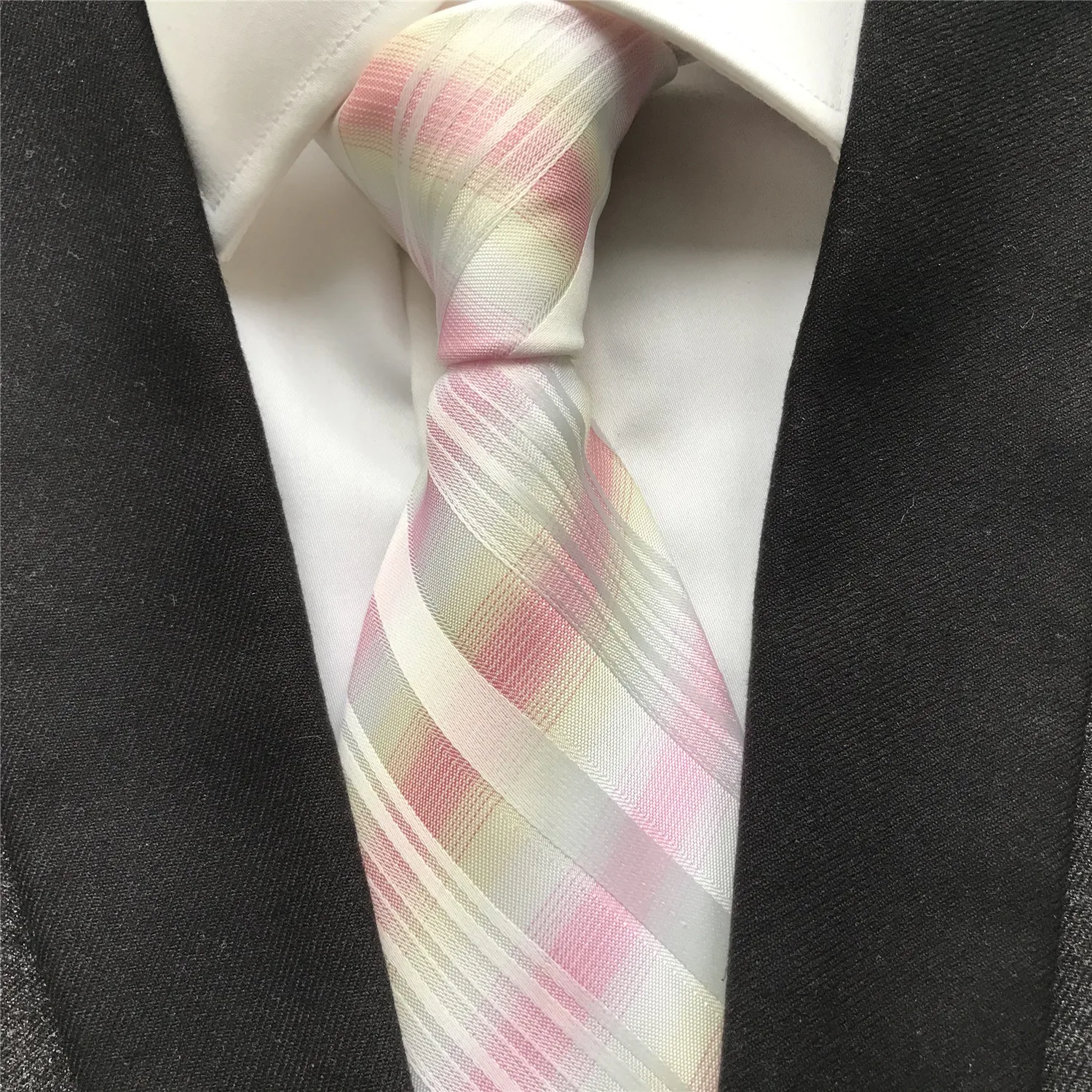 10 cm Width New Designer Men's Ties Jacquard Woven Neck Tie White Pink Plaids Neckties
10 cm Width New Designer Men's Ties Jacquard Woven Neck Tie White Pink Plaids Neckties