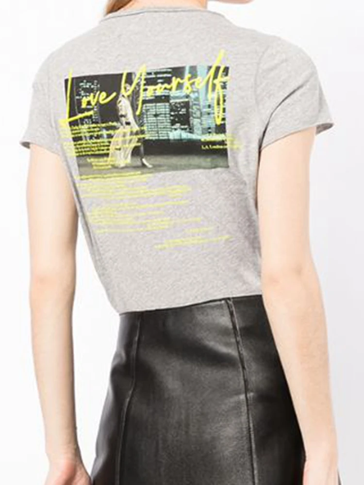 2022 Summer New Digital Printing Classic V-Neck Cotton Women Short Sleeve T-Shirt
2022 Summer New Digital Printing Classic V-Neck Cotton Women Short Sleeve T-Shirt
