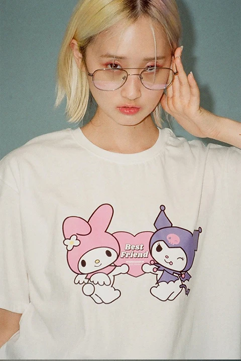 Sanrio My Melody Kuromi Anime Peripheral Graphic T Shirts Clothing Women Kawaii Clothes Tops Women Clothing Couples
Sanrio My Melody Kuromi Anime Peripheral Graphic T Shirts Clothing Women Kawaii Clothes Tops Women Clothing Couples