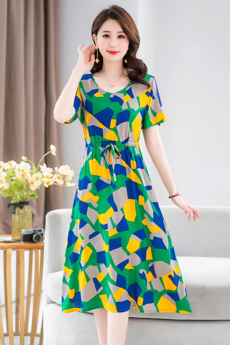 Beardon 2022 Summer Print Dress Women V-Neck Short Sleeve Middle-aged Women Casual Waist Elegant Long Boho Dresses High Quality
Beardon 2022 Summer Print Dress Women V-Neck Short Sleeve Middle-aged Women Casual Waist Elegant Long Boho Dresses High Quality