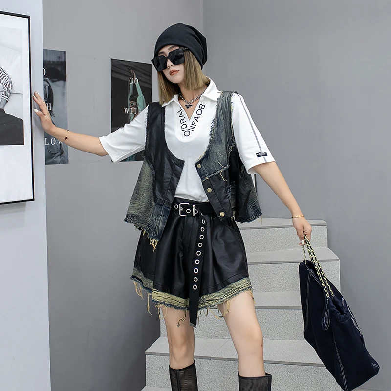 Женский комплект из двух предметов, джинсовый ассиметричный жилет без рукавов из искусственной кожи с эластичным поясом и шорты, лето 2023
Женский комплект из двух предметов, джинсовый ассиметричный жилет без рукавов из искусственной кожи с эластичным поясом и шорты, лето 2023