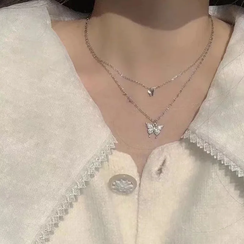 Simple Creative Double Butterfly Pendant Necklace for Women Jewelry Trendy Gift
Simple Creative Double Butterfly Pendant Necklace for Women Jewelry Trendy Gift
