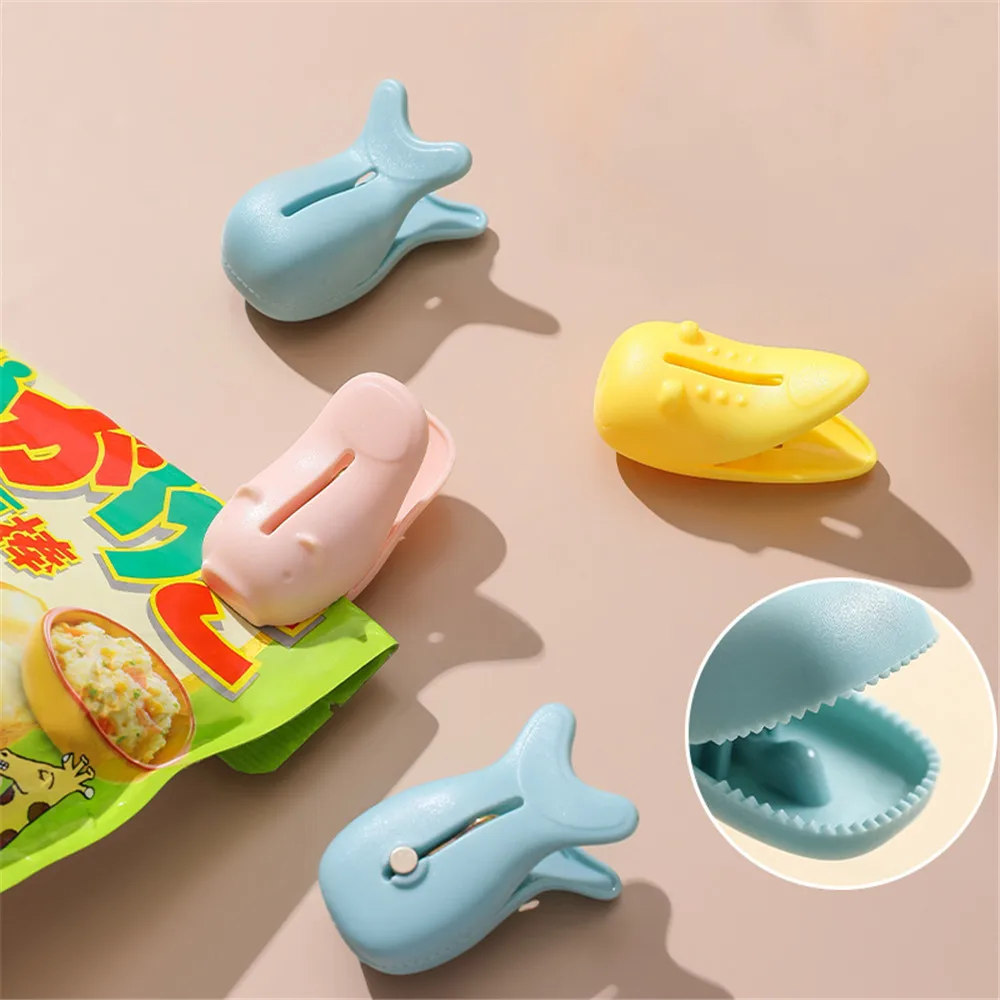 3 Pcs/Set Cute Plastic Food Clip Milk Powder Snack Clip Sealer Kitchen Food Moisture-proof Clip Potato Chips Milk Sealing Clip
3 Pcs/Set Cute Plastic Food Clip Milk Powder Snack Clip Sealer Kitchen Food Moisture-proof Clip Potato Chips Milk Sealing Clip