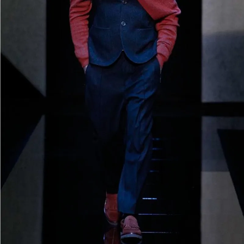 Брюки мужские костюмные в стиле панк, модные облегающие штаны в европейском и американском стиле, большие размеры, весна-осень
Брюки мужские костюмные в стиле панк, модные облегающие штаны в европейском и американском стиле, большие размеры, весна-осень