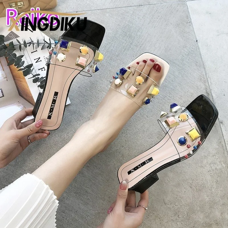 Сандалии Muller женские на высоком каблуке, босоножки с квадратным носком, украшенные драгоценными камнями, модные тапочки, радужные кошельки ...
Сандалии Muller женские на высоком каблуке, босоножки с квадратным носком, украшенные драгоценными камнями, модные тапочки, радужные кошельки ...