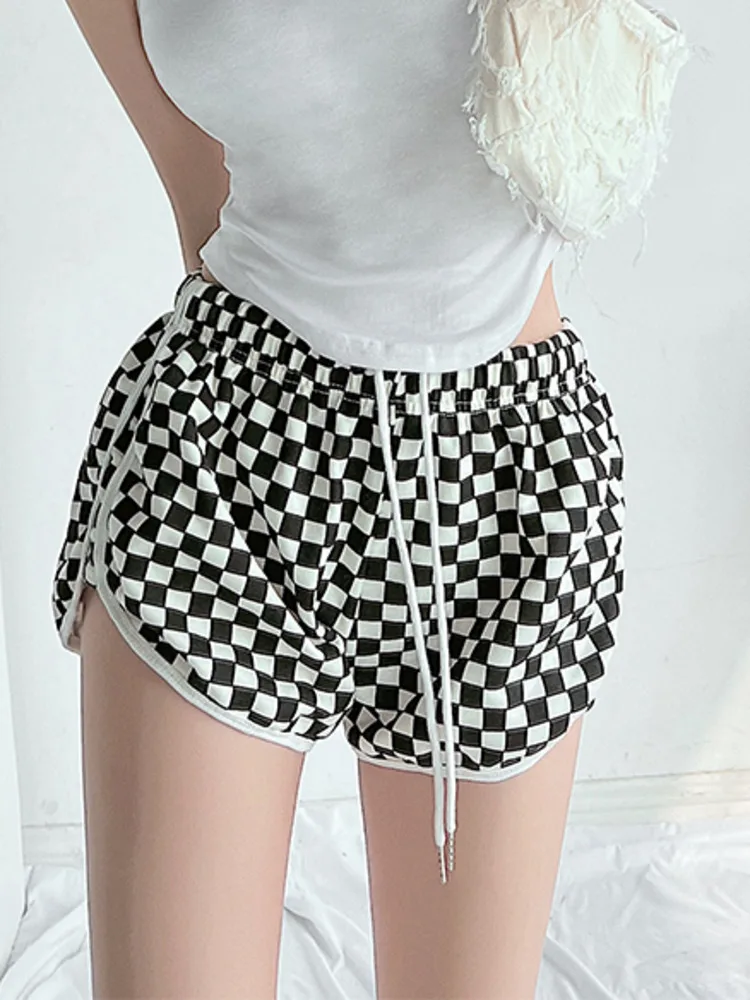 WOMEGAGA Loose And Slim Black And White Checkerboard Shorts Summer Trend Women's Clothing New Drawstring Sports Shorts XL3V
WOMEGAGA Loose And Slim Black And White Checkerboard Shorts Summer Trend Women's Clothing New Drawstring Sports Shorts XL3V