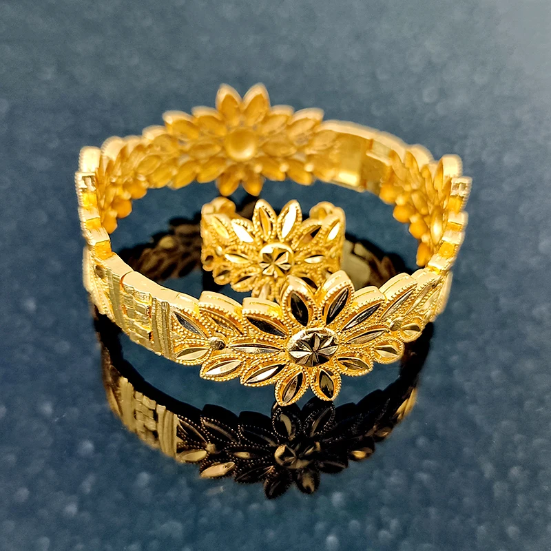 Позолоченный Браслет Кольцо Нигерия женский очаровательный браслет ювелирные изделия Дубай Свадебные украшения подарки браслеты для женщ...
Позолоченный Браслет Кольцо Нигерия женский очаровательный браслет ювелирные изделия Дубай Свадебные украшения подарки браслеты для женщ...