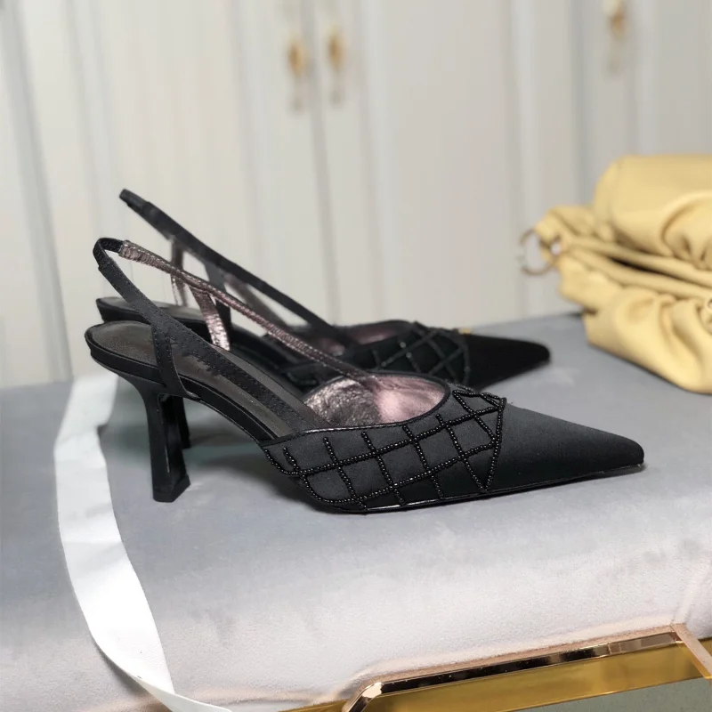 Autumn Fashion Ladies High Heels Sexy Pearl Pointed Toe Stilettos Luxurious Comfort Pumps Party Banquet Female Shoes Sandals
Autumn Fashion Ladies High Heels Sexy Pearl Pointed Toe Stilettos Luxurious Comfort Pumps Party Banquet Female Shoes Sandals