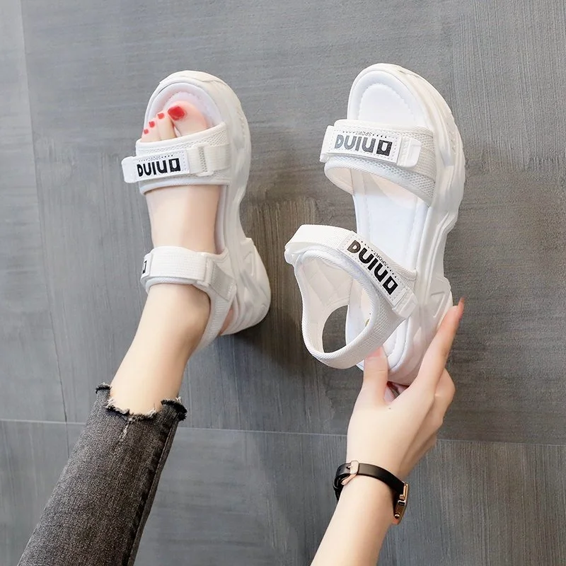 New Women Sports Sandals Ins Hot Sale Summer Student Female Sandals Women's Casual Shoes Designer Sandals Thick Flat Sandals 
New Women Sports Sandals Ins Hot Sale Summer Student Female Sandals Women's Casual Shoes Designer Sandals Thick Flat Sandals