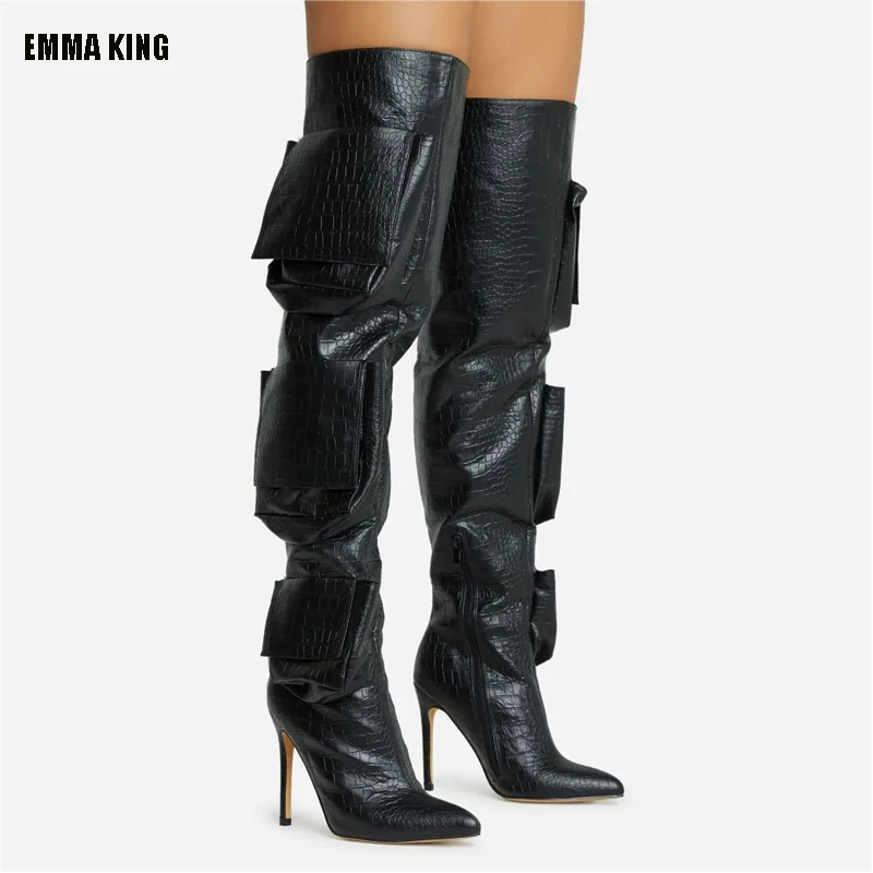 Женские сапоги выше колена с острым носком, на тонком высоком каблуке
Женские сапоги выше колена с острым носком, на тонком высоком каблуке