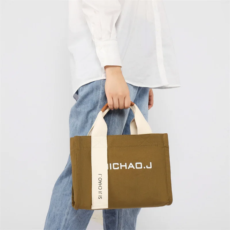 Female Korean Trends Canvas Messenger Bag Women High Fashion Casual Minimalist Designer Fabric Hard Daily Crossbody Bag for Work
Female Korean Trends Canvas Messenger Bag Women High Fashion Casual Minimalist Designer Fabric Hard Daily Crossbody Bag for Work