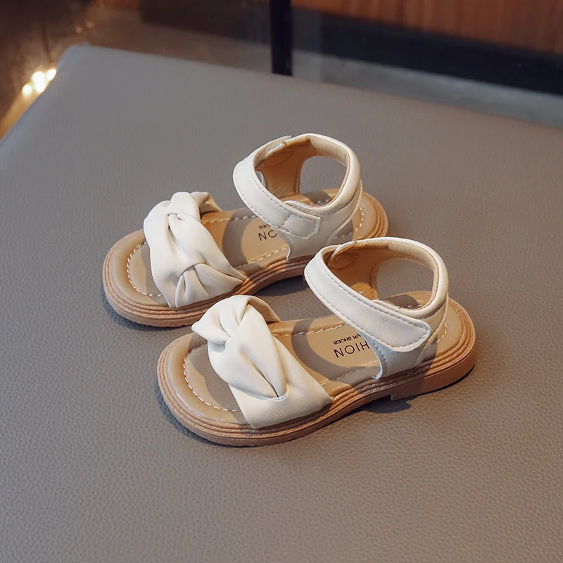 Classic Style Girls Sandals Solid Color Children Summer Shoes Little Girl Sandals Beach Soft Flexible Open-toed Sandals For Girl
Classic Style Girls Sandals Solid Color Children Summer Shoes Little Girl Sandals Beach Soft Flexible Open-toed Sandals For Girl